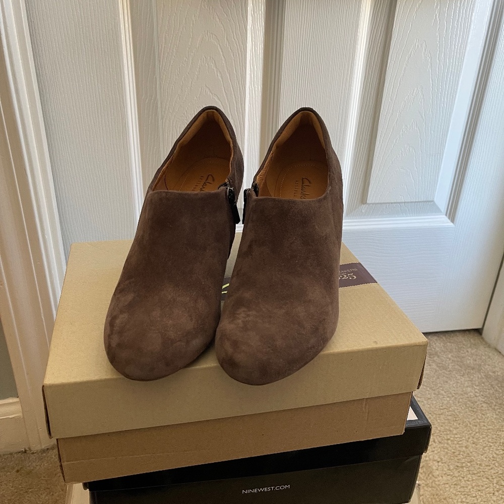 Nine West Brown Suede Booties